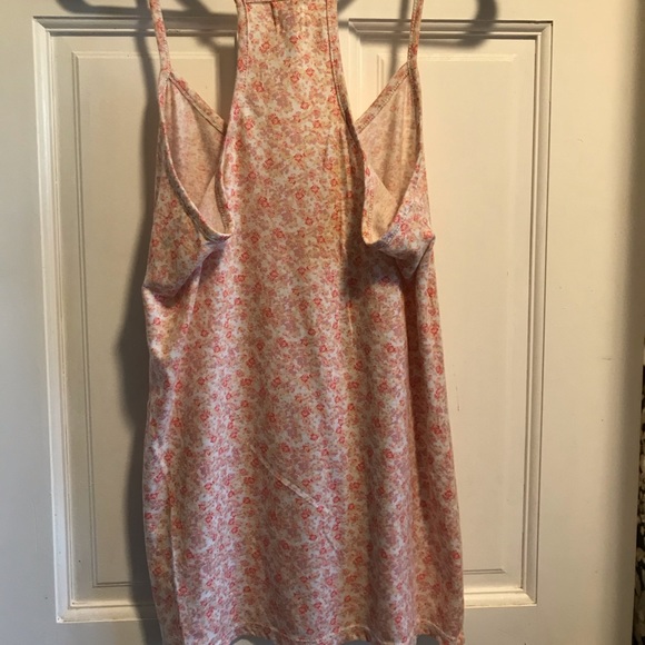 Tank and Tee bundle - Picture 2 of 3